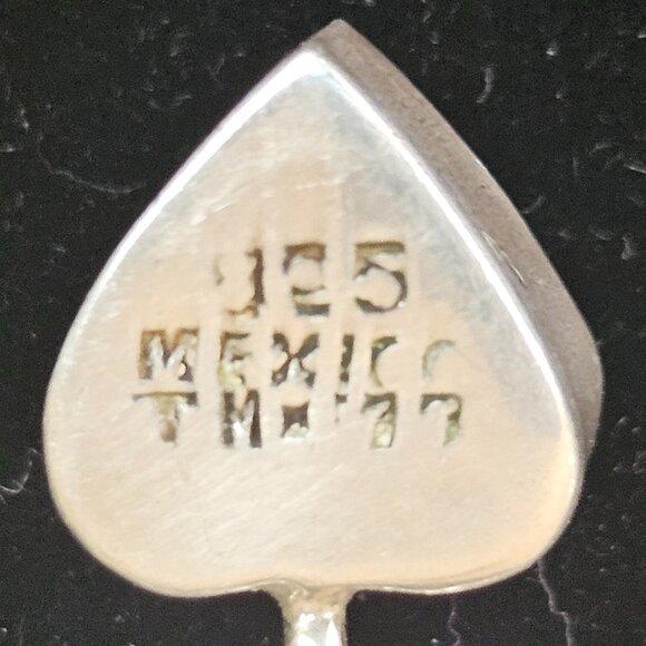 Sterling Silver and Lapiz Necklace - Picture 4 of 4